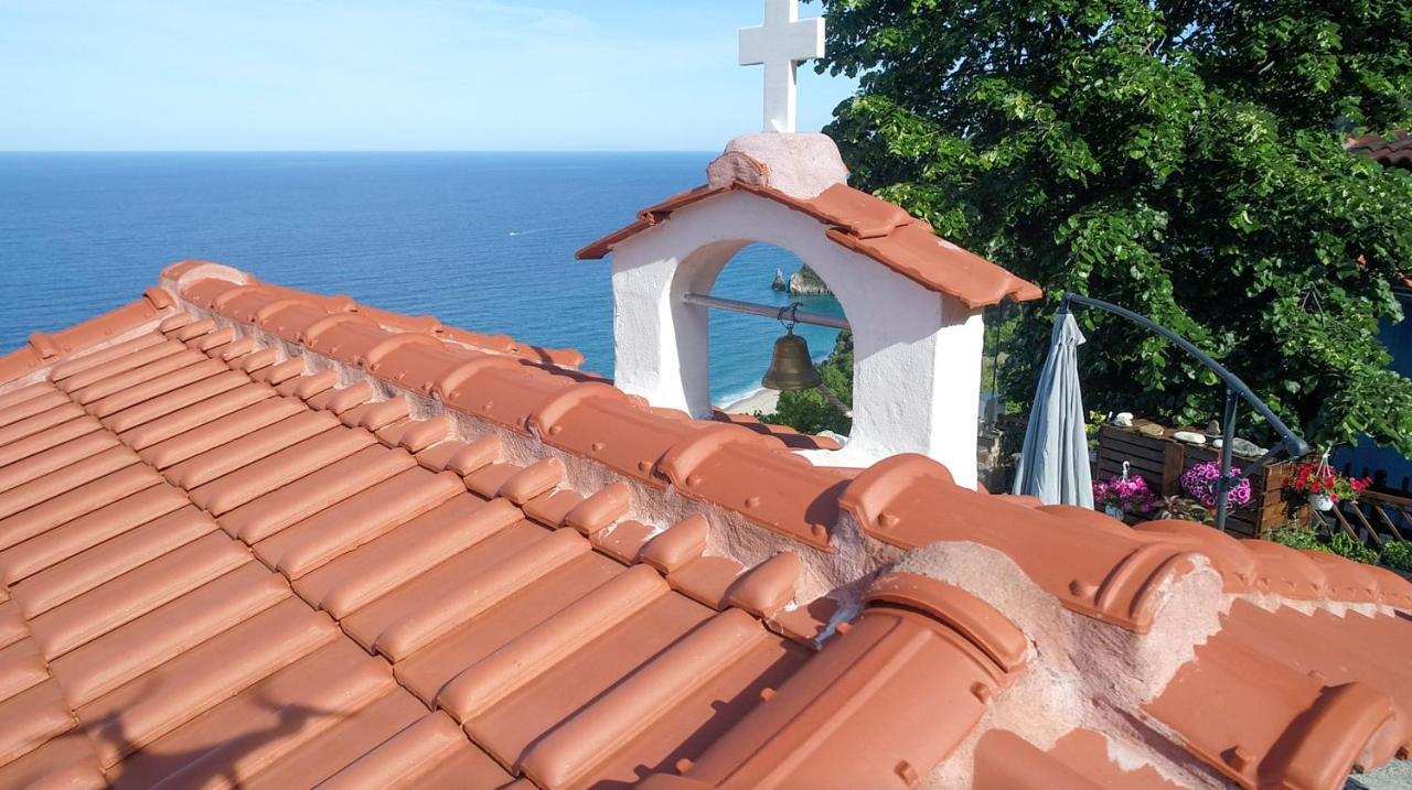 Balcony On The Rocks Villa Agioi Saranta Eksteriør bilde